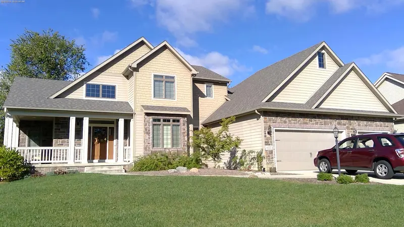 Property photo: 6122 ALMOND BLUFF PASS