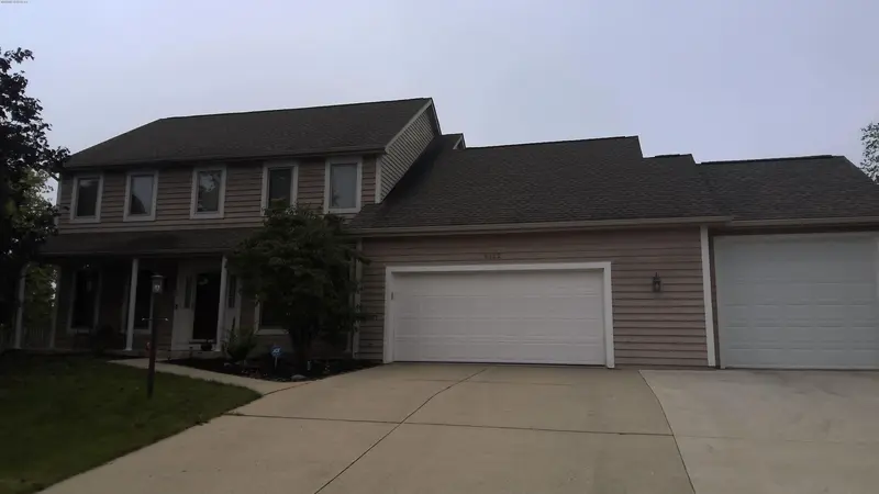 Property photo: 6122 WATERSIDE DR