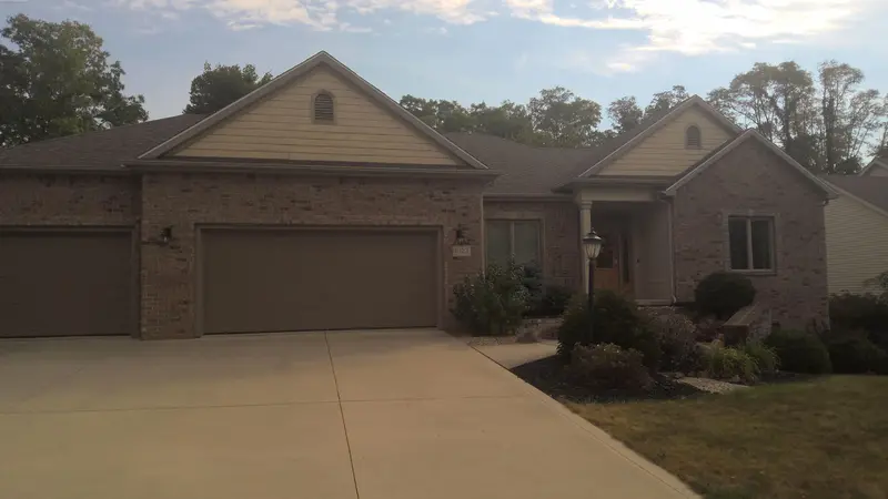 Property photo: 6123 ALMOND BLUFF PASS