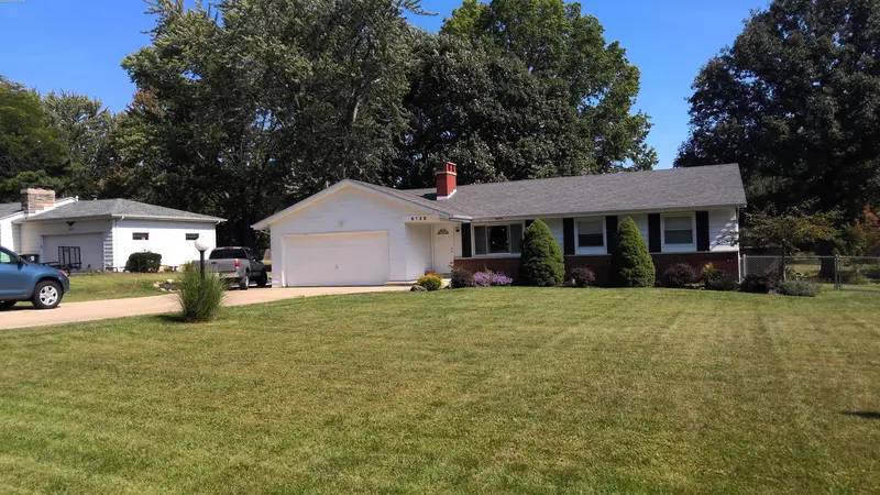 Property photo: 6125 ROLLING HILLS DR