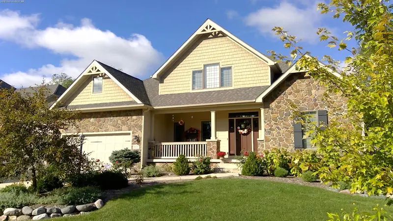 Property photo: 6130 ALMOND BLUFF PASS