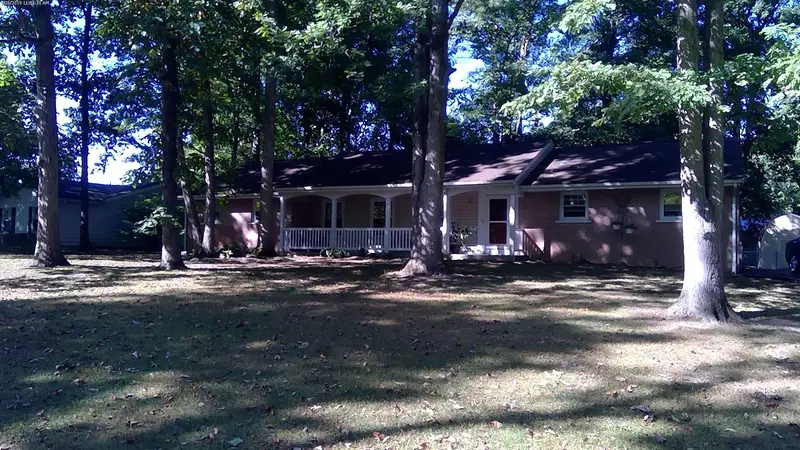 Property photo: 6206 ROSEDALE DR