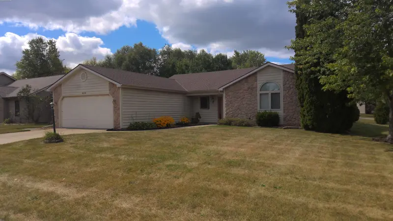 Property photo: 6208 SHADOW RIDGE RUN