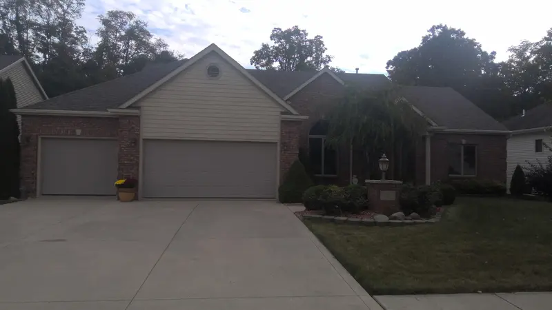 Property photo: 6211 ALMOND BLUFF PASS