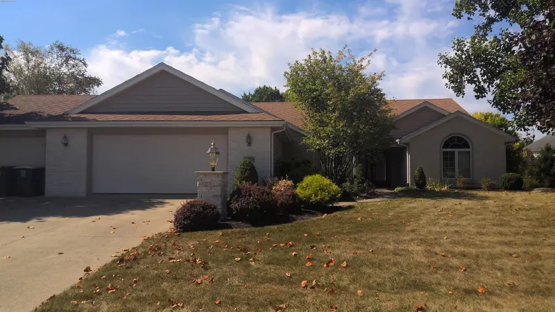 Property photo: 6224 EAGLE CREEK DR