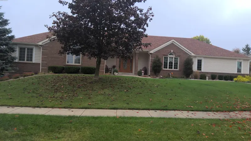 Property photo: 6224 SOUTHAMPTON CT