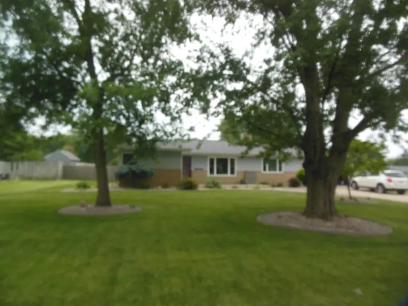 Property photo: 6231 EASTHILLS RD