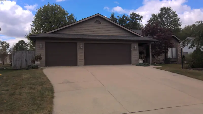 Property photo: 6232 SHADOW RIDGE RUN