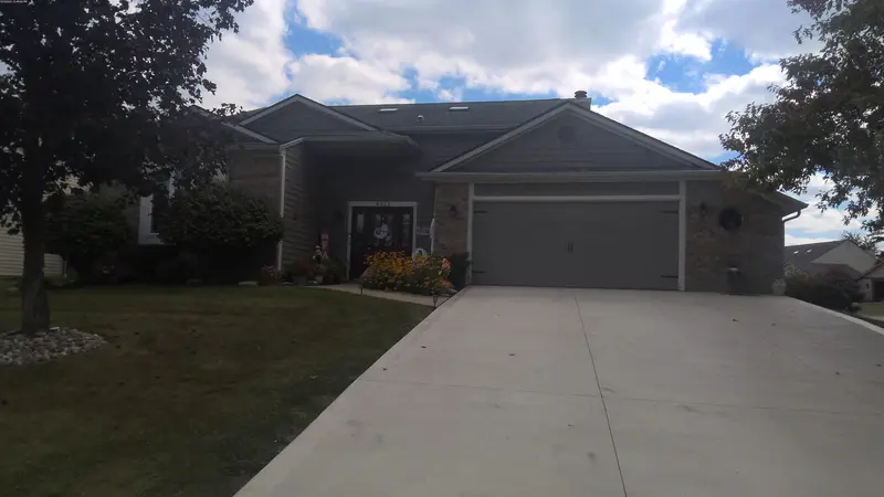 Property photo: 6233 SPY GLASS RUN