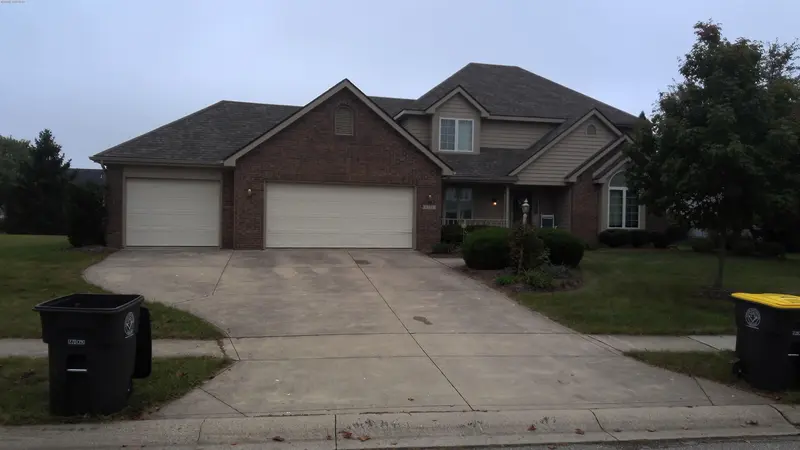 Property photo: 6235 SOUTHAMPTON CT