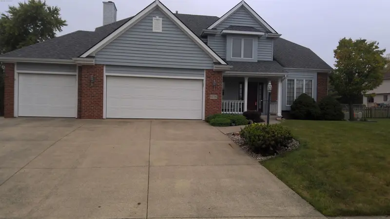 Property photo: 6236 SOUTHAMPTON CT