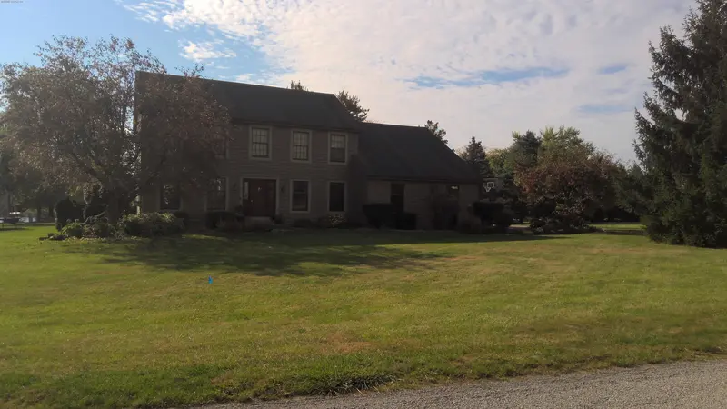 Property photo: 6309 ORCHARD LAKE DR