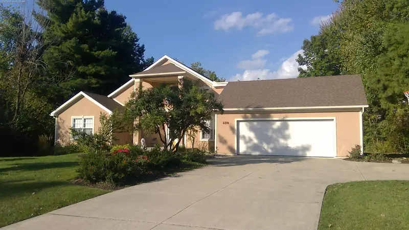 Property photo: 6310 DIRWOOD CT