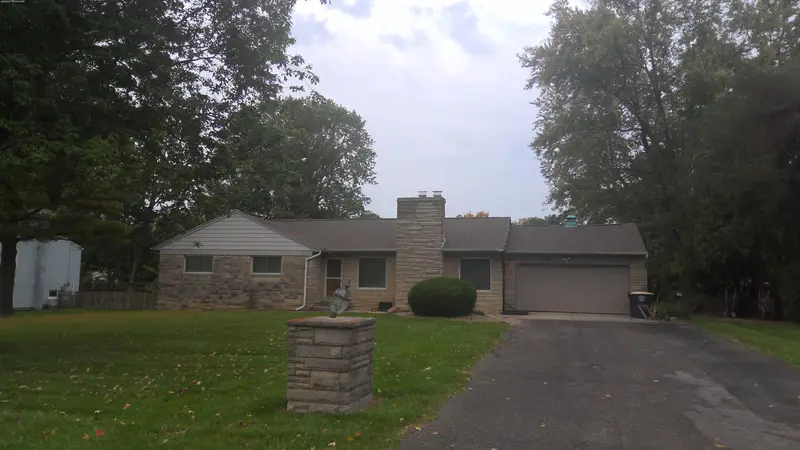 Property photo: 6310 ROLLING HILLS DR