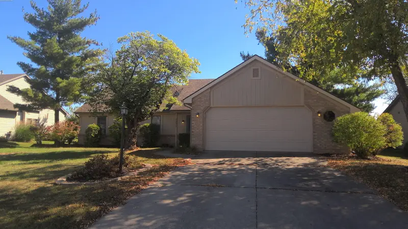 Property photo: 6311 SHADOW RIDGE RUN