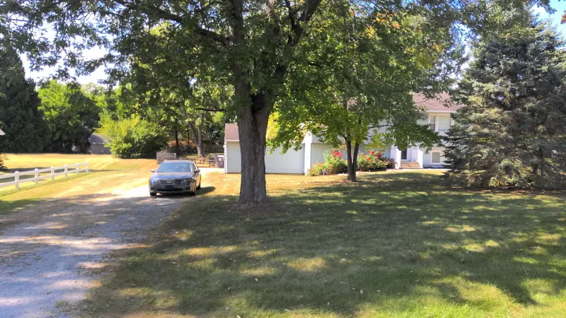 Property photo: 6318 ROLLING HILLS DR