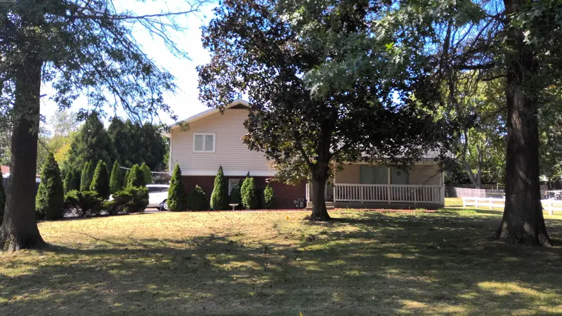 Property photo: 6326 ROLLING HILLS DR