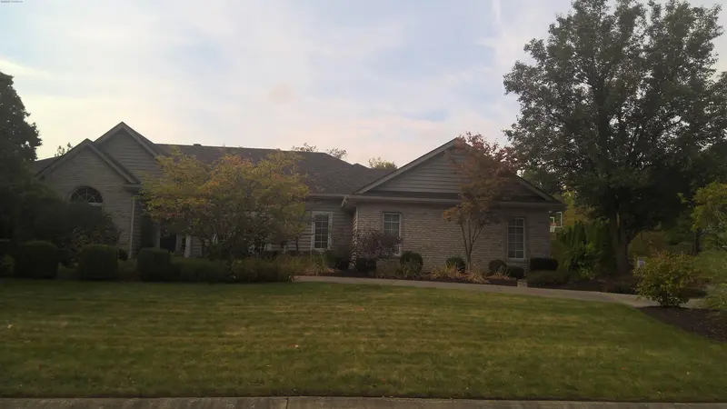 Property photo: 6328 SHADY CREEK CT