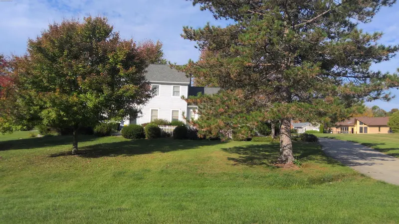 Property photo: 6332 APPLEJACK RUN