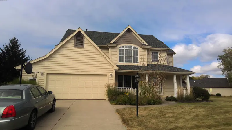 Property photo: 6336 EAGLE CREEK DR