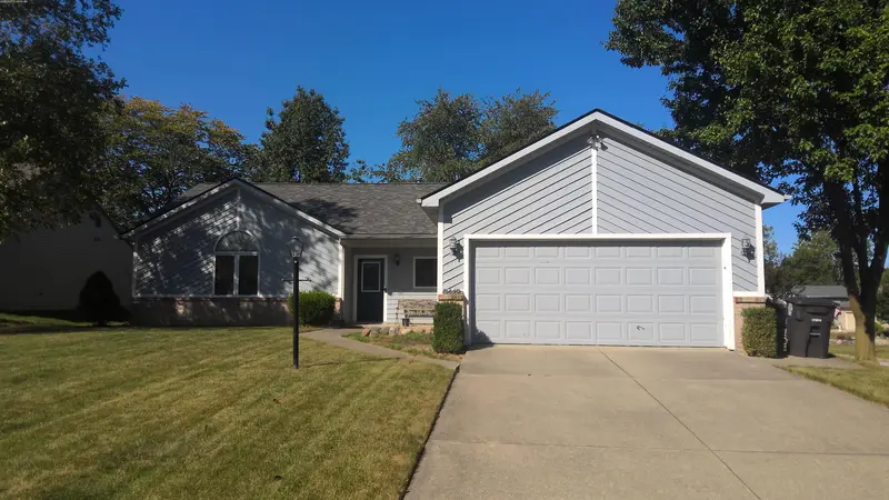 Property photo: 6412 SPY GLASS RUN