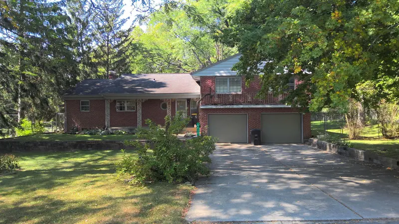 Property photo: 6414 WESTHILLS RD