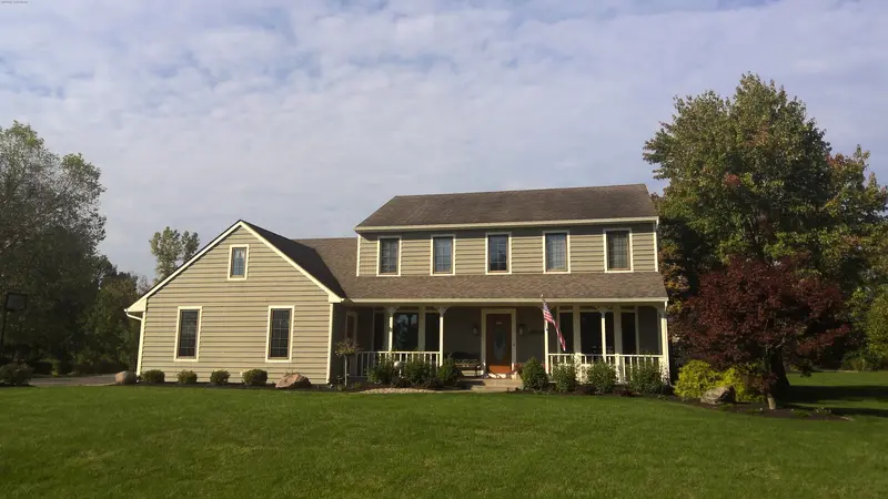 Property photo: 6416 ORCHARD LAKE DR