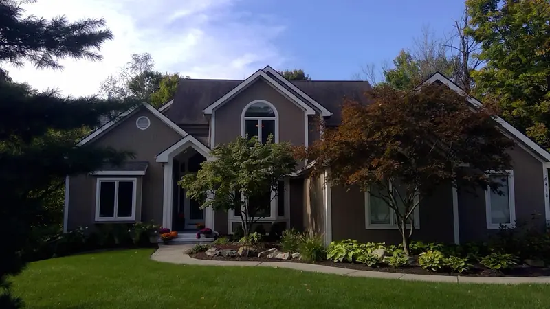 Property photo: 6418 SHADY CREEK CT