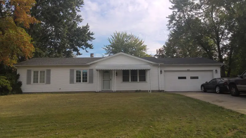 Property photo: 6427 ROLLING HILLS PKWY