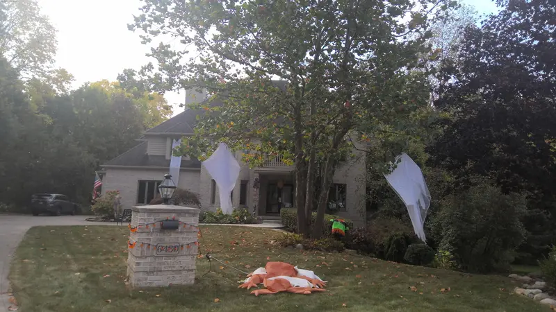 Property photo: 6430 SHADY CREEK CT