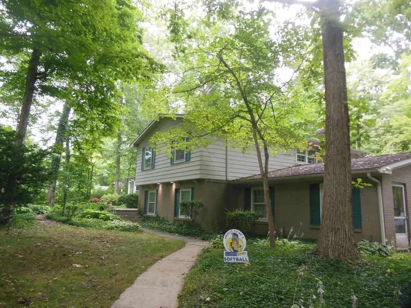 Property photo: 6706 SKY BLUE DR