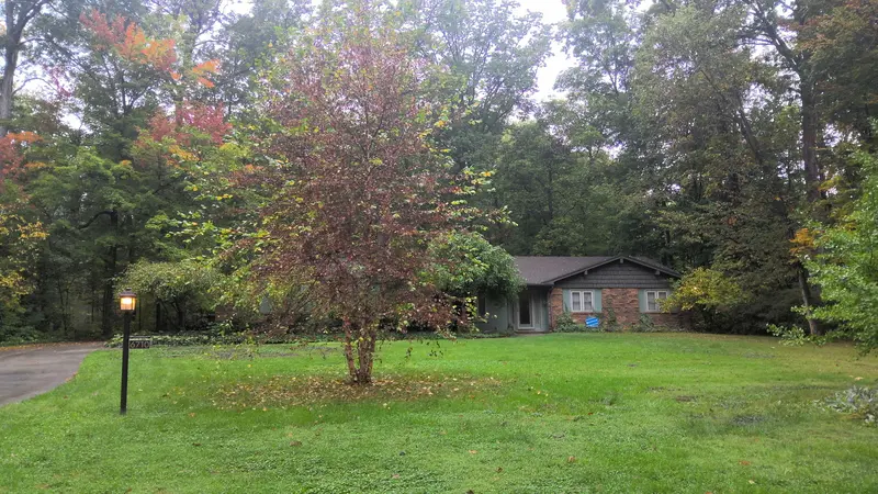 Property photo: 6710 SKY BLUE DR