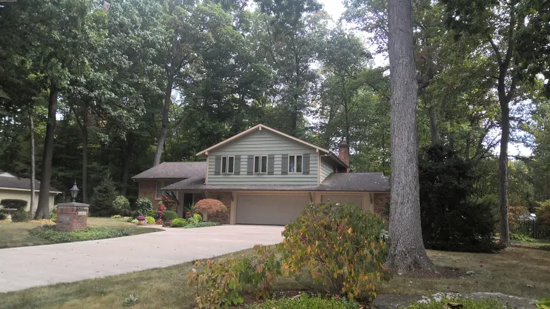 Property photo: 6717 WOODBRIDGE DR