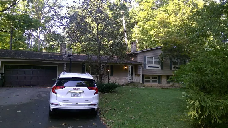 Property photo: 6815 KINGSWOOD BLVD