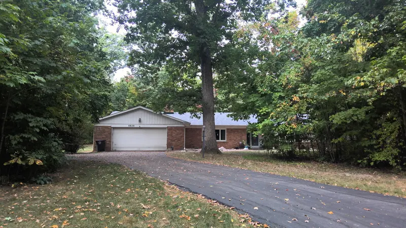 Property photo: 6829 MOHICAN TRL