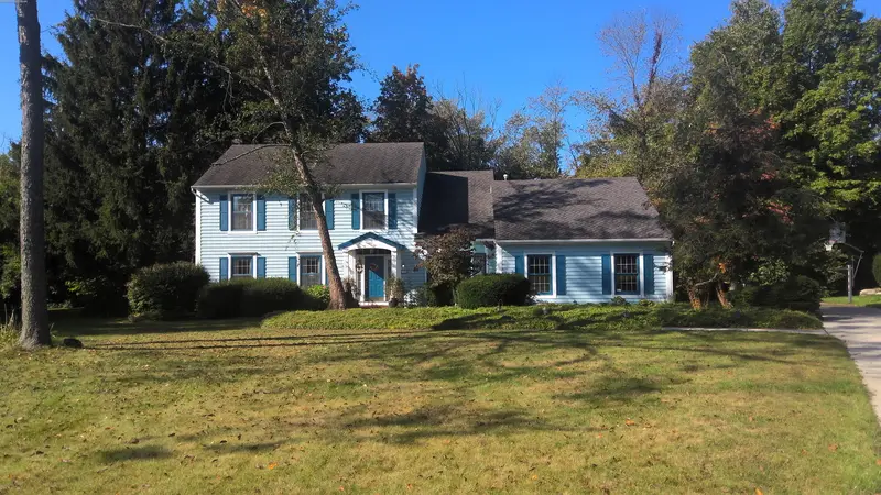 Property photo: 7024 WINDSHIRE DR