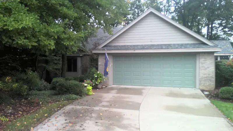 Property photo: 7119 CROSSCUT CT