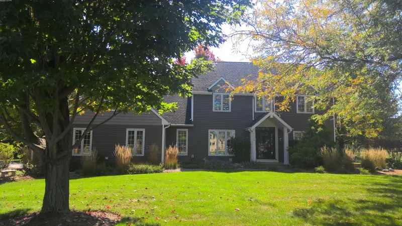 Property photo: 7119 SNOWBERRY DR