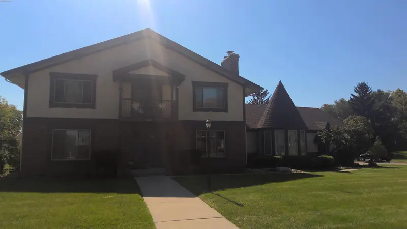 Property photo: 7128 SNOWBERRY DR