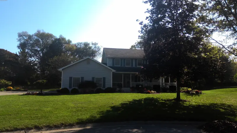 Property photo: 7215 BEECHHURST CT