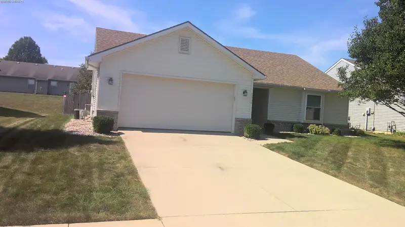 Property photo: 7234 ROYAL TROON CT