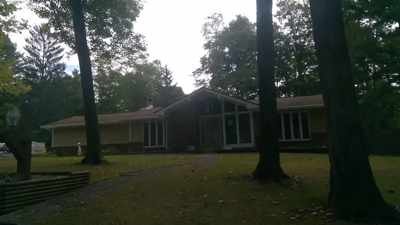 Property photo: 7310 CLIFTGATE DR