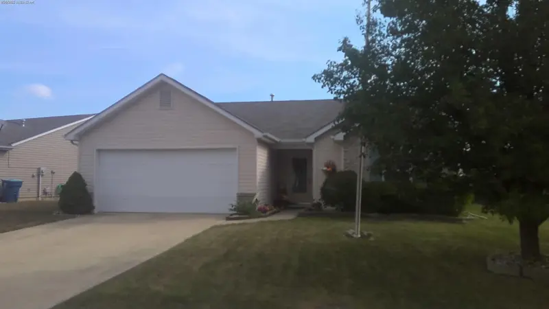 Property photo: 7319 SHETLAND DR