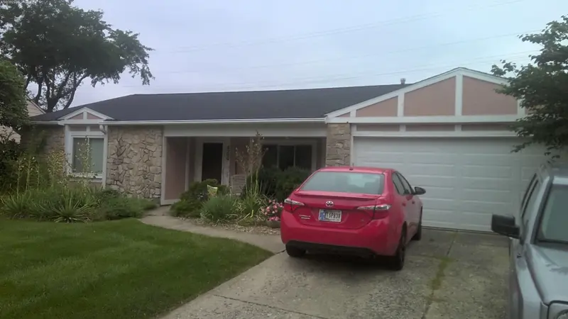 Property photo: 8706 VOYAGER DR