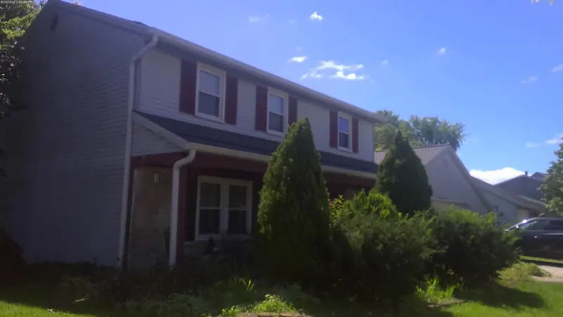 Property photo: 8717 VOYAGER DR