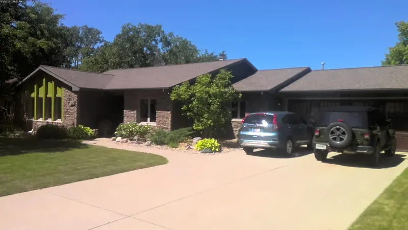 Property photo: 8732 WOODSTREAM DR