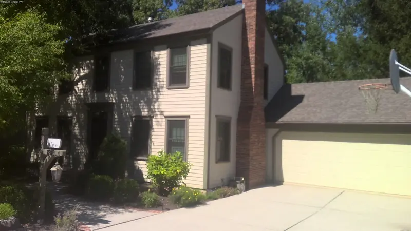 Property photo: 8816 WOODSTREAM DR