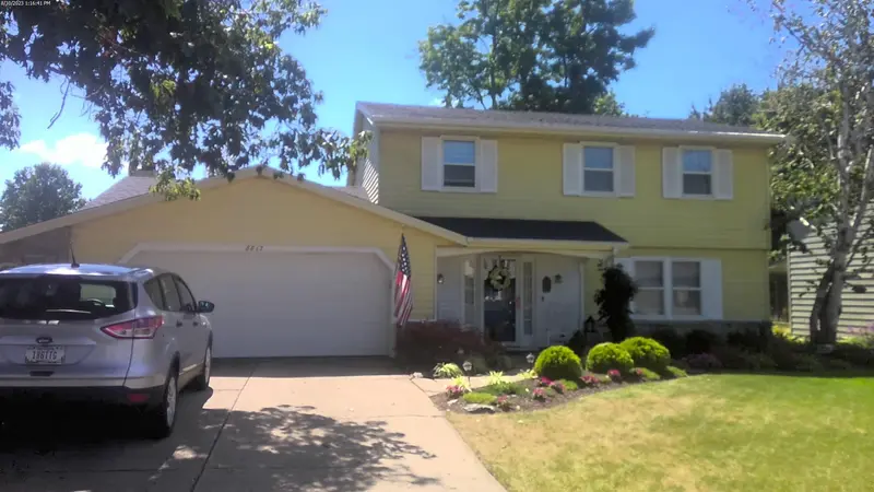 Property photo: 8817 VOYAGER DR