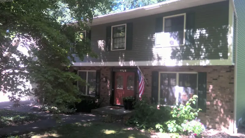 Property photo: 8824 WOODSTREAM DR