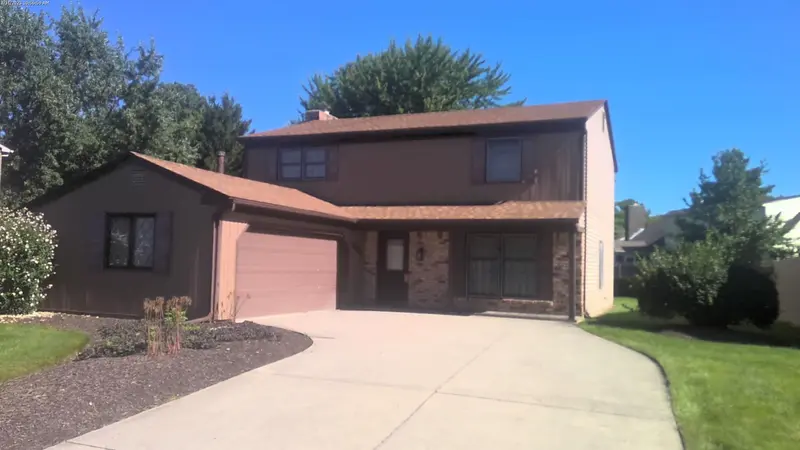 Property photo: 8836 BREAKWATER DR